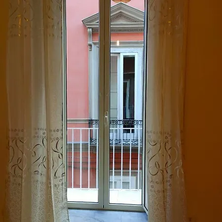 Cisterna's 3* Neapel