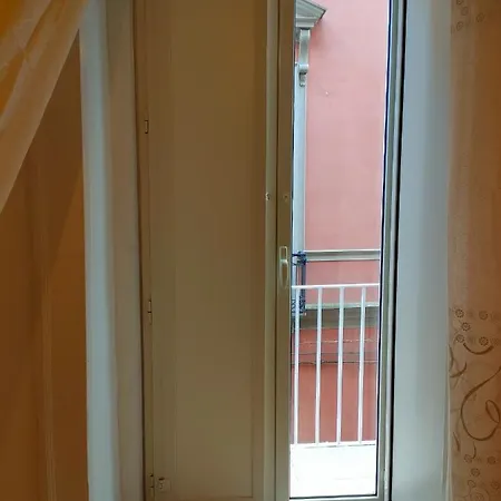 Cisterna's Гостевой дом Неаполь